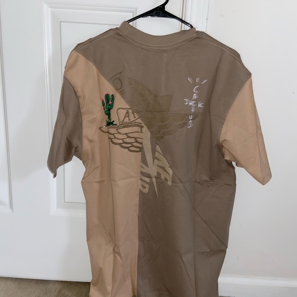 Cactus jack x air jordan tee - Picture 3 of 3